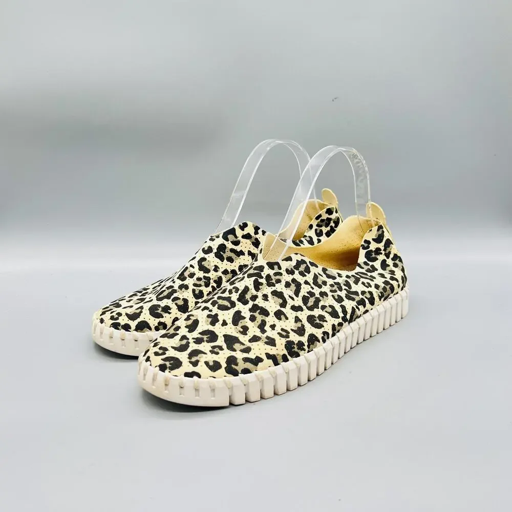 Ilse Jacobsen Shoes Womens 9.5 Beige Leopard Microfiber Flats Slip On Comfort